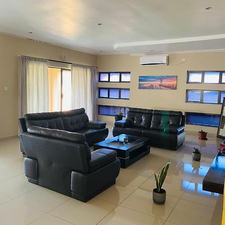 Styled Bed And Breakfast Palapye Bagian luar foto